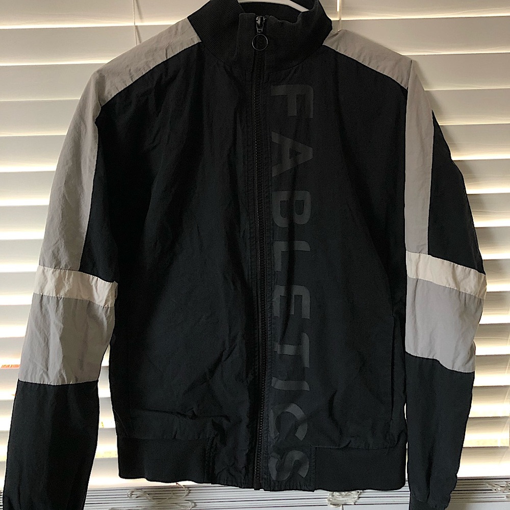Fabletics thin track material black jacket